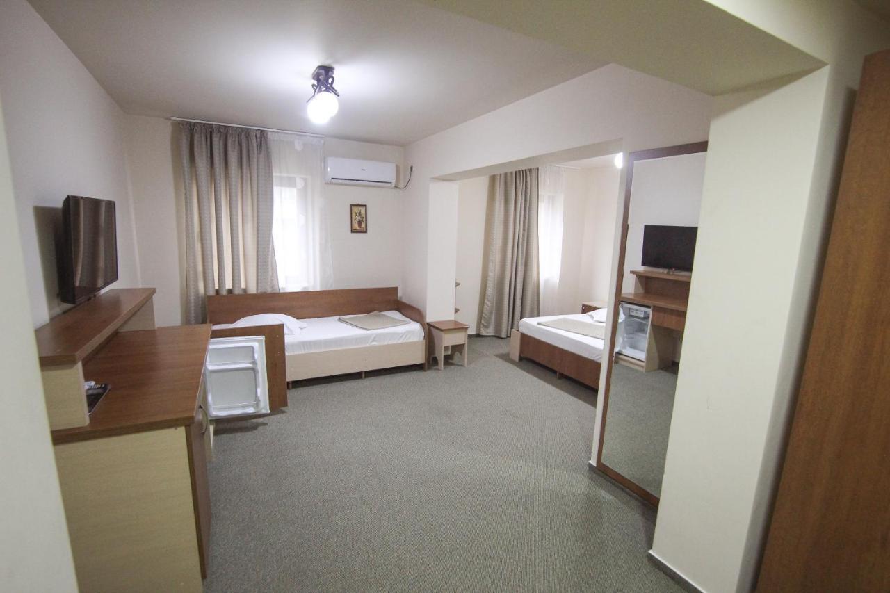 Teju Hotels Slănic Eksteriør bilde