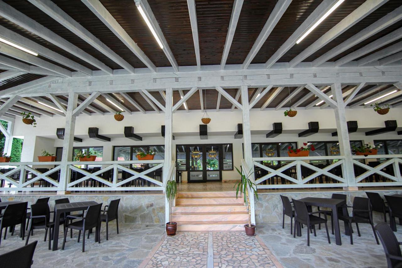 Teju Hotels Slănic Eksteriør bilde