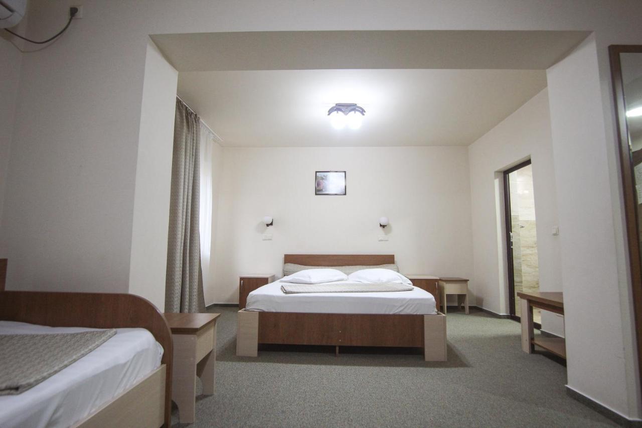 Teju Hotels Slănic Eksteriør bilde